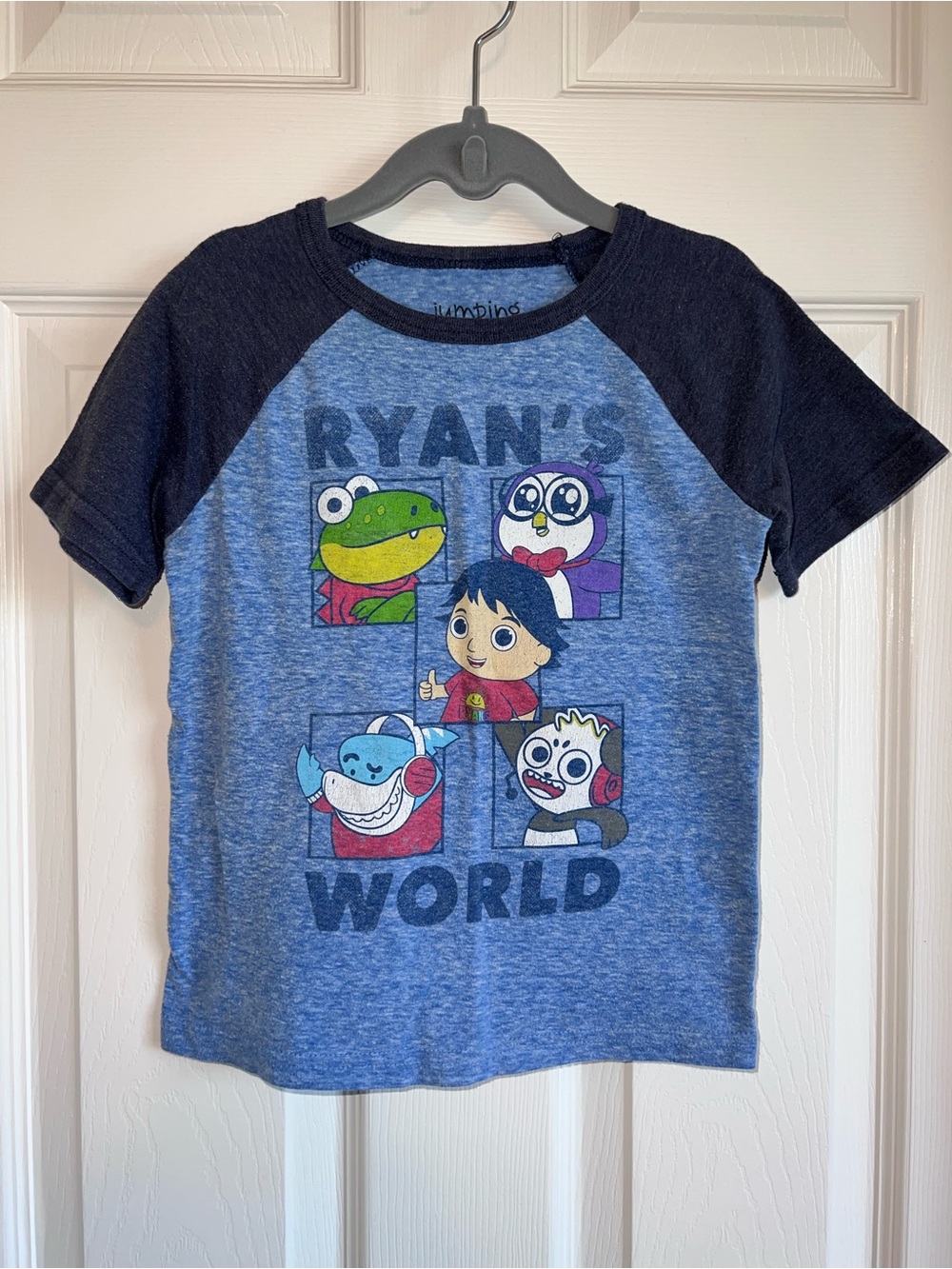 Kid’s sz 5 Ryan’s World Tee